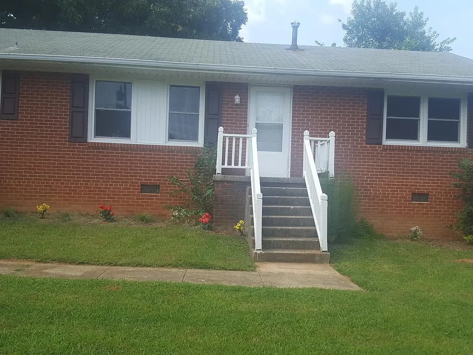 712 Kenwood Dr