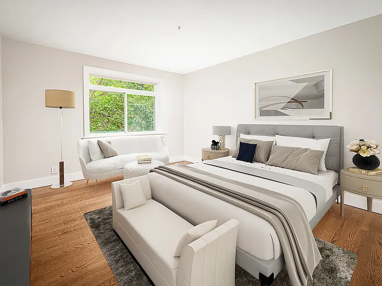 River Club Apartments — Photo 17