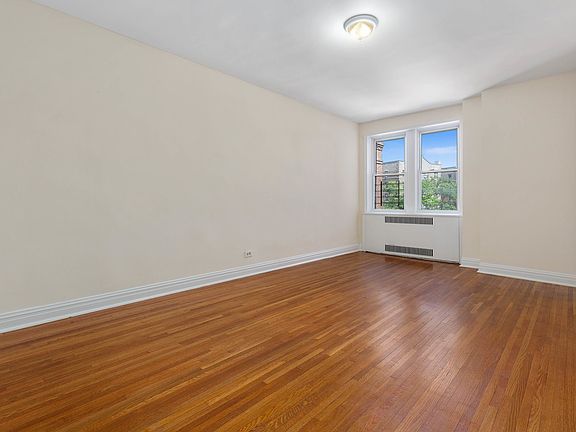 3rd image of 3300 Netherland Ave APT 5H
