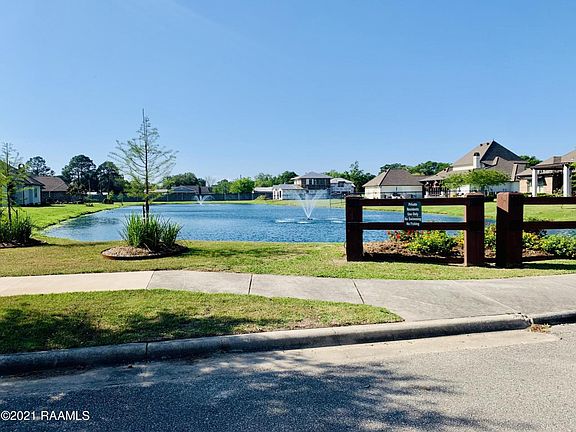 4th image of 339 Waterford Pl
