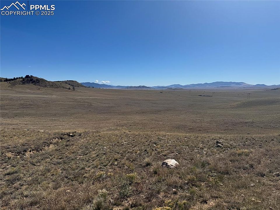 2nd image of 1718 W Ranger Hill Rd
