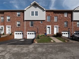 325 Carters Grove Dr, Gibsonia, PA 15044