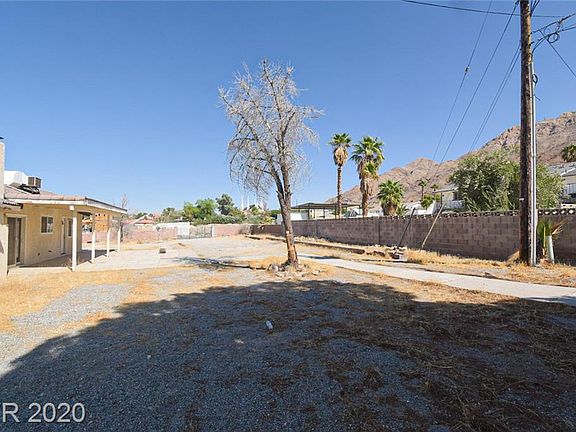 5th image of 573 Kennedy Dr