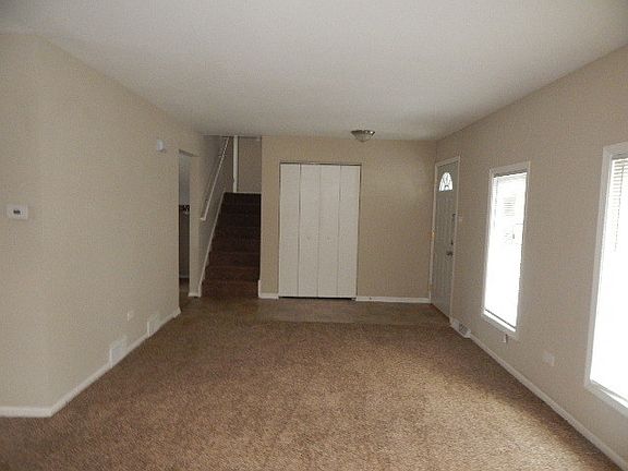 4th image of 20024 Crescent Ave