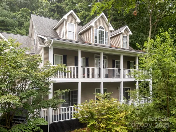 42 Surrey Run, Asheville, NC 28803