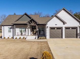 190 Cordova Cv, Savannah, TN 38372
