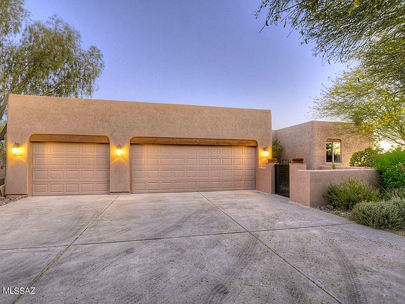 2nd image of 2449 W Dry Canyon Pl