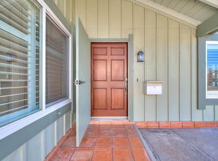 8581 Martinique Dr, Huntington Beach, CA 92646