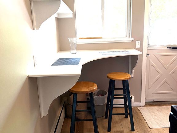 5th image of 72 W Shore Rd APT 207