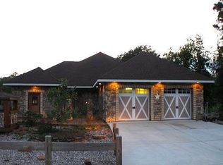 22 Wildwood Lake Dr, Huntsville, TX 77340