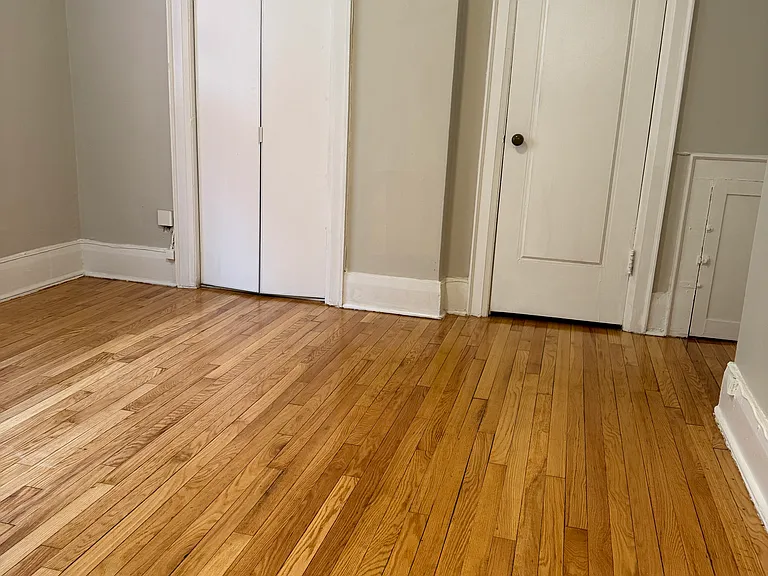 140 Wellesley St E — Photo 6