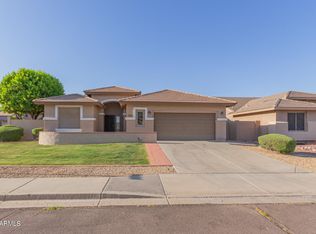 6834 W Saddlehorn Rd, Peoria, AZ 85382