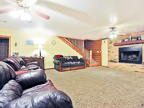5th image of 19997 Southside Cir