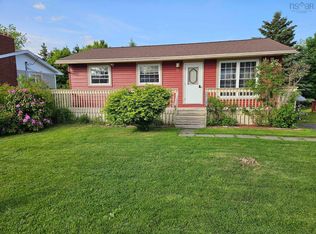 12 Hemlock Dr, Pt Hawkesbury, NS B9A 3G7