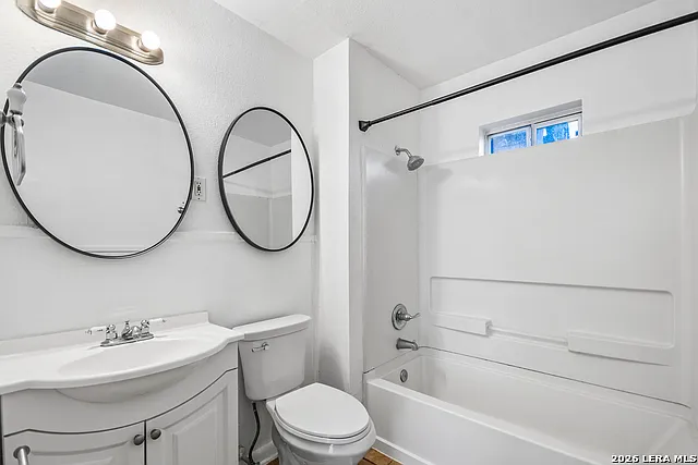 203 Eleanor Ave — Photo 9