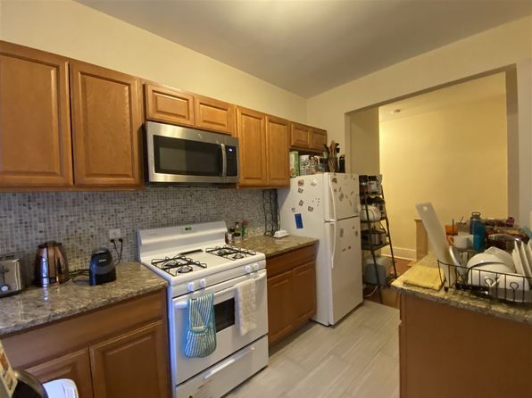 124 Storms Ave APT 3J