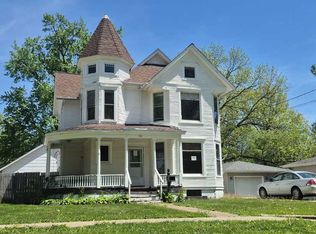 211 S West St, Cambridge, IL 61238