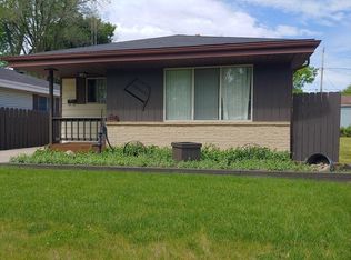 1624 Oregon St, Racine, WI 53405