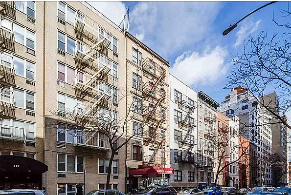 Rented by Charles Coutinho LLC | media 11