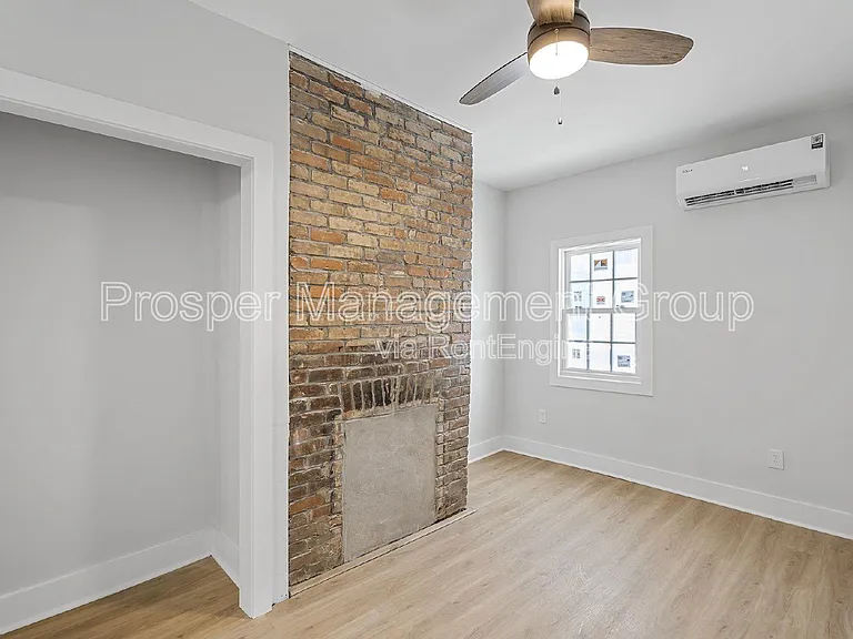 22 Nunan St #A — Photo 15