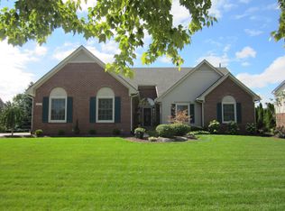 37333 Curtis Rd, Livonia, MI 48152