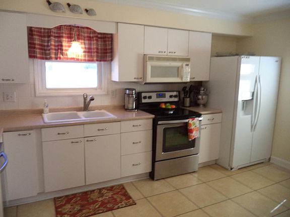 4th image of 707 Tuck St NE