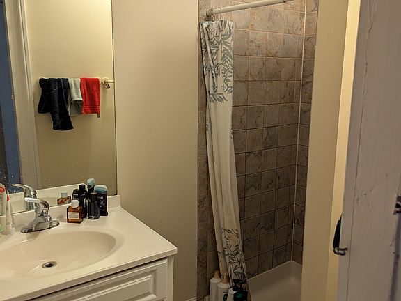2nd image of 51 Bishop St #1