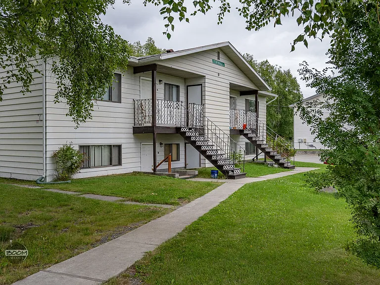 1251 W Patricia Ave #4 — Photo 57