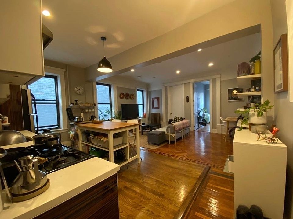 1st image of 499 Washington Ave #3B