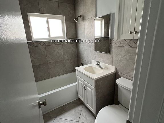5th image of 4260-4264 Schoolridge Ln #4264-A