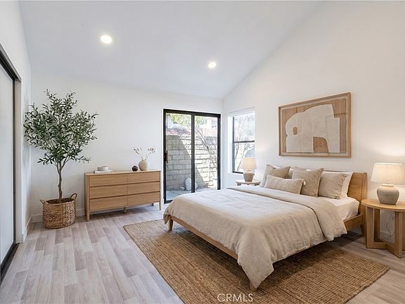 4th image of 9138 Tujunga Canyon Blvd #6