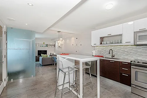 2301 Collins Ave #723 Photo 1 2301 Collins Ave #723 Photo 1
