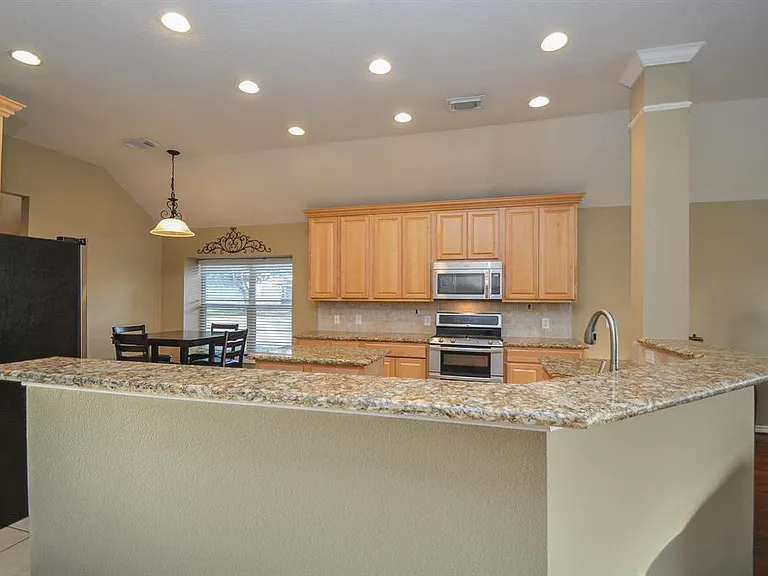 4914 Surrey Park Cir — Photo 19