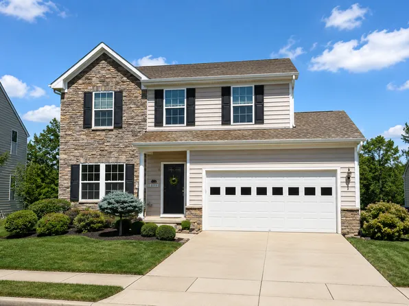 5055 Lake Forest Dr, Peninsula, OH 44264