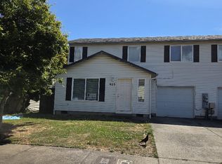 923 Charter Pl NE, Salem, OR 97301