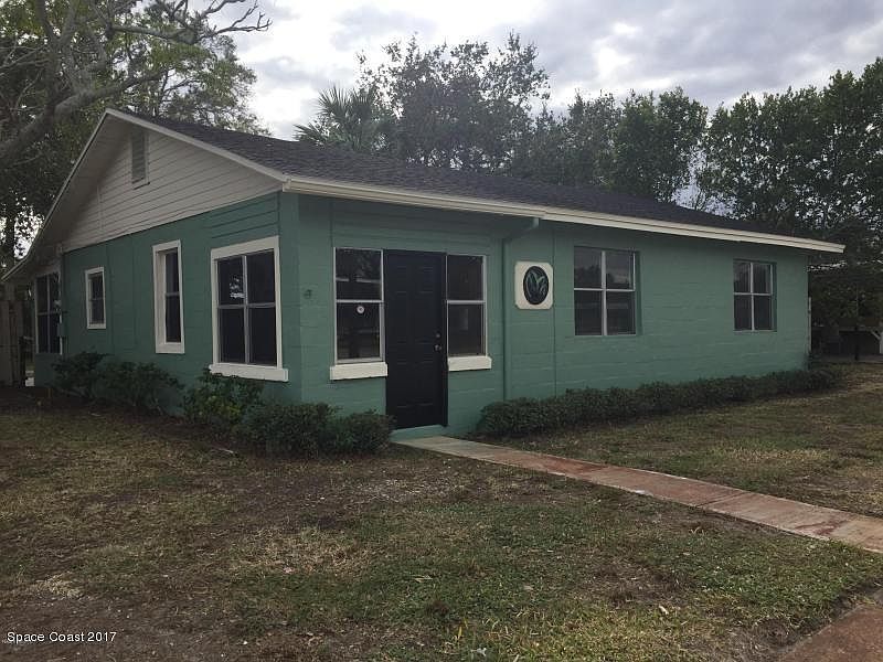 1st image of 701 Garden St