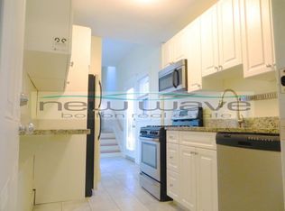 227 Newbury St APT 2R, Boston, MA 02116