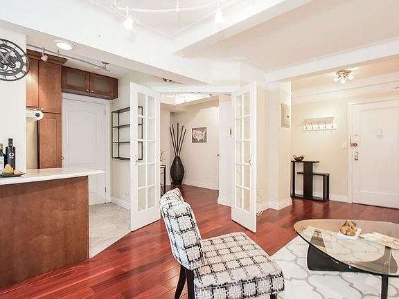 2nd image of 233 W 99th St APT 3D
