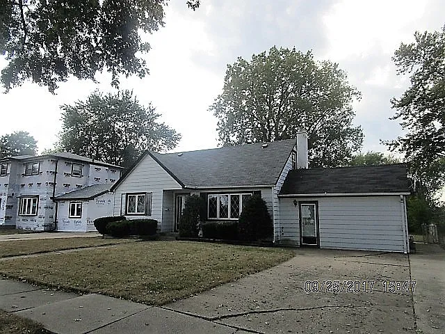 10524 Oak Park Ave photo 1