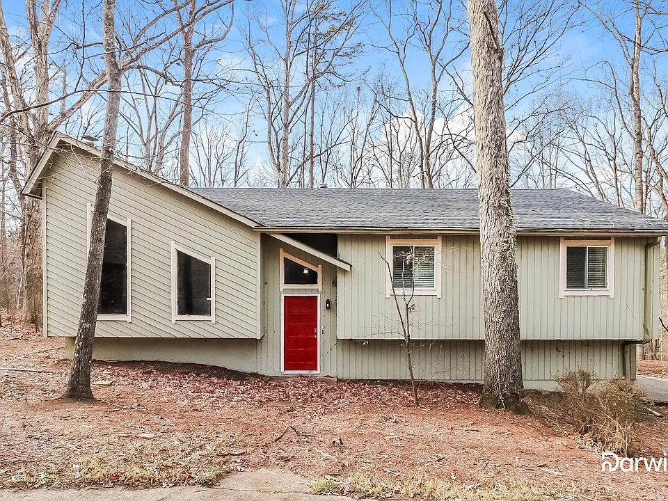 297 Lancaster Cir