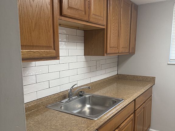 5th image of 3935 Wilma Ct #207