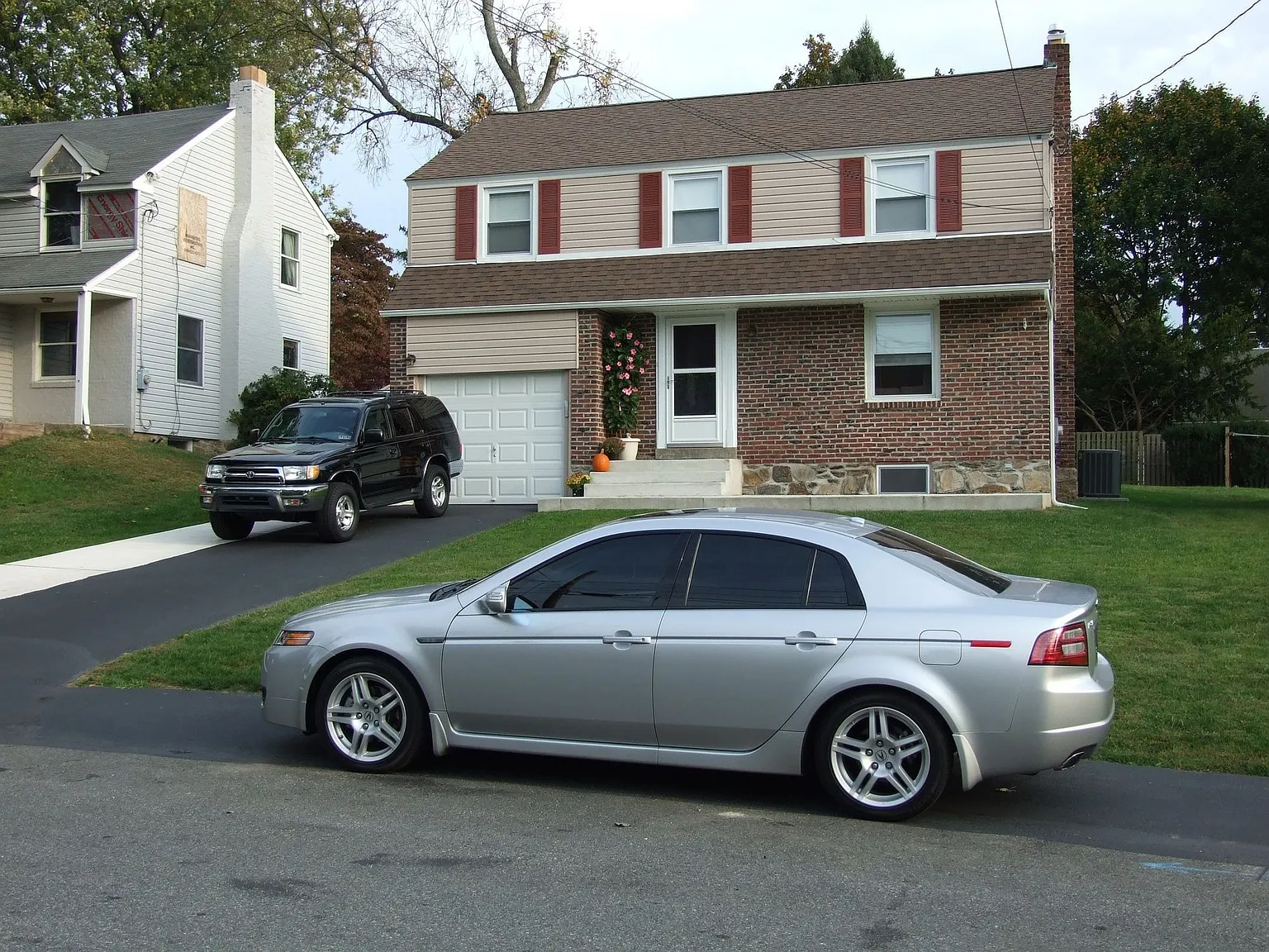 217 Harrison Rd photo 1