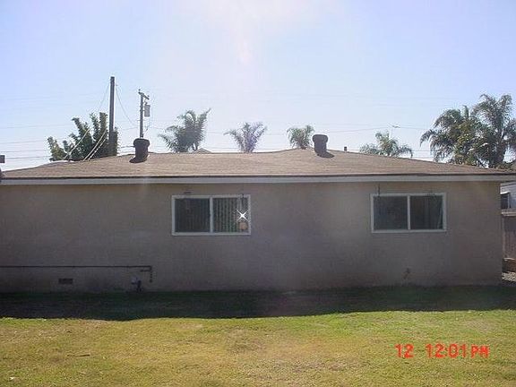 4th image of 326 Date Ave