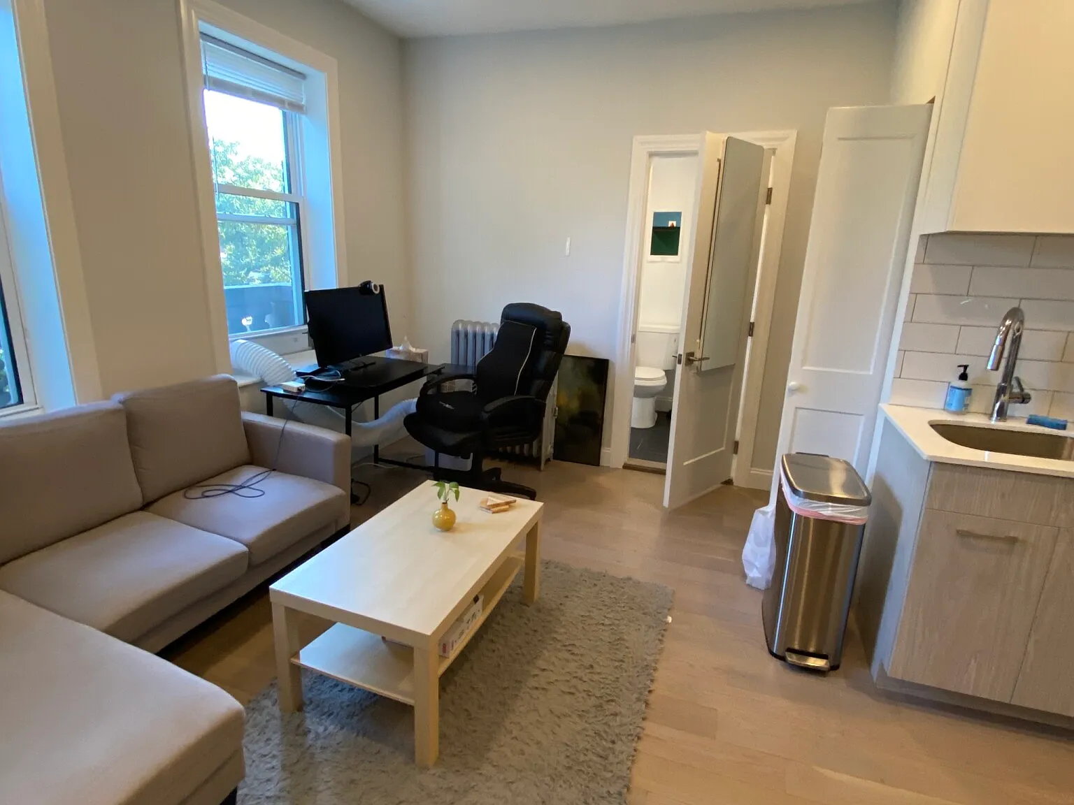 Studio, 450 sqft, $2,400 — Photo 1