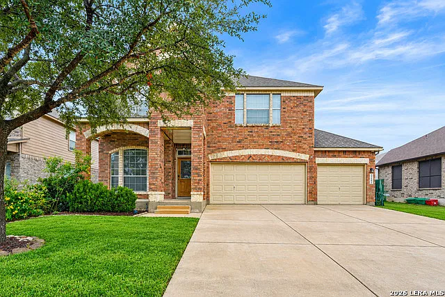 4 bed, 2.5 bath, 2965 sqft, $2,350 — Photo 1