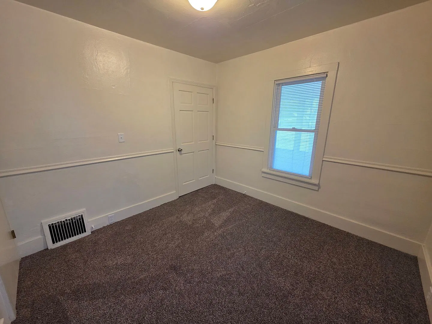 216 S Mason Street — Photo 4
