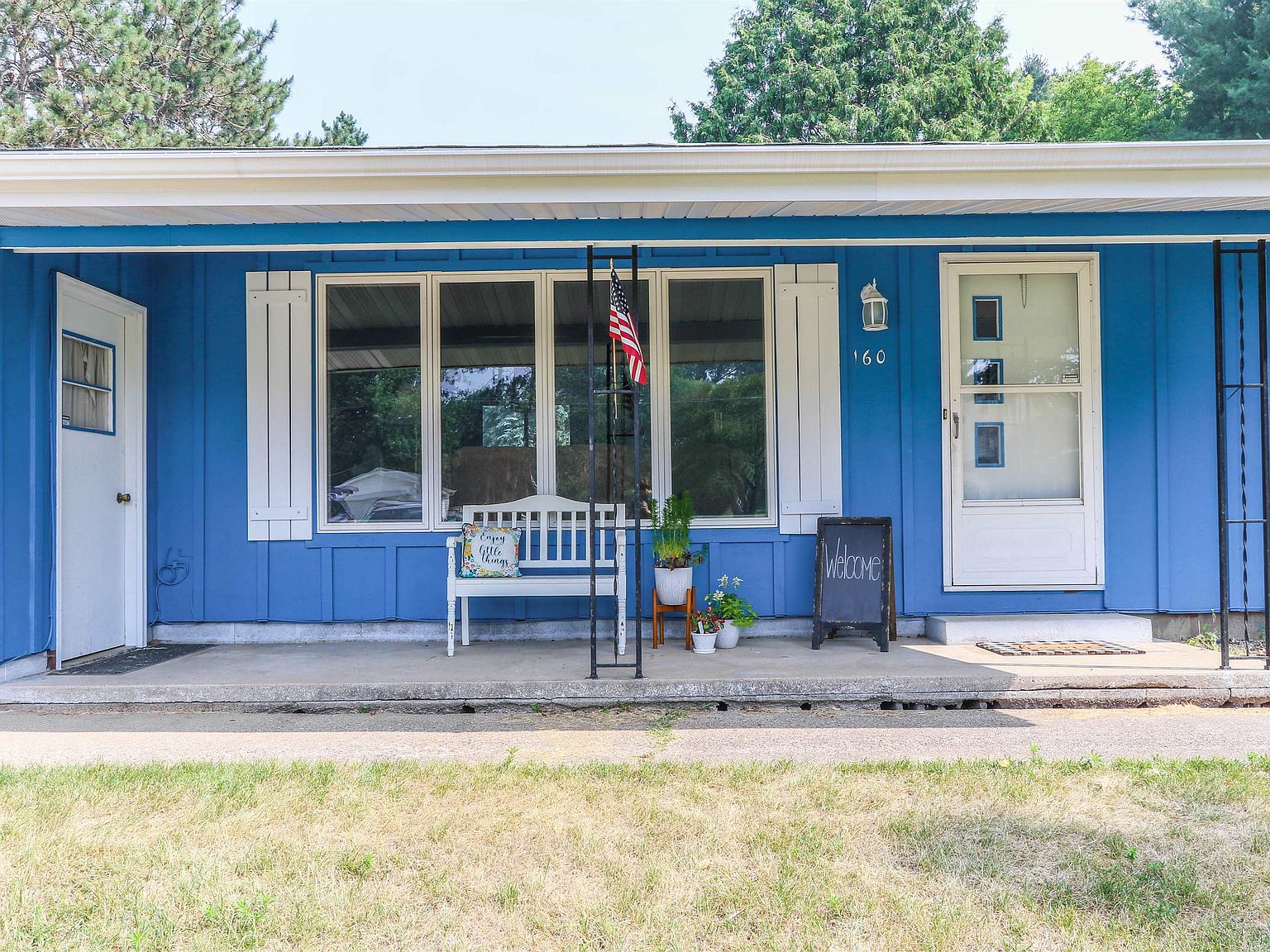 160 Walnut St, Manawa, WI 54949 Zillow