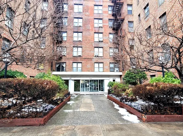 1840 East 13th Street image 1 of 3