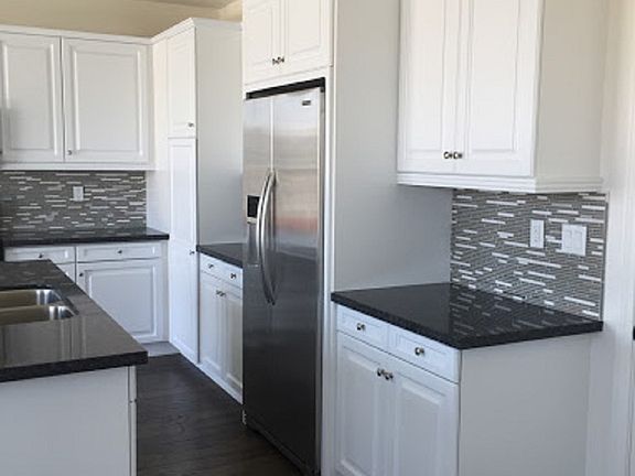 5th image of 6091 Grace St