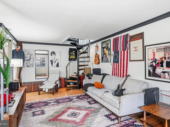 920 Bergen St, Gloucester City, NJ 08030